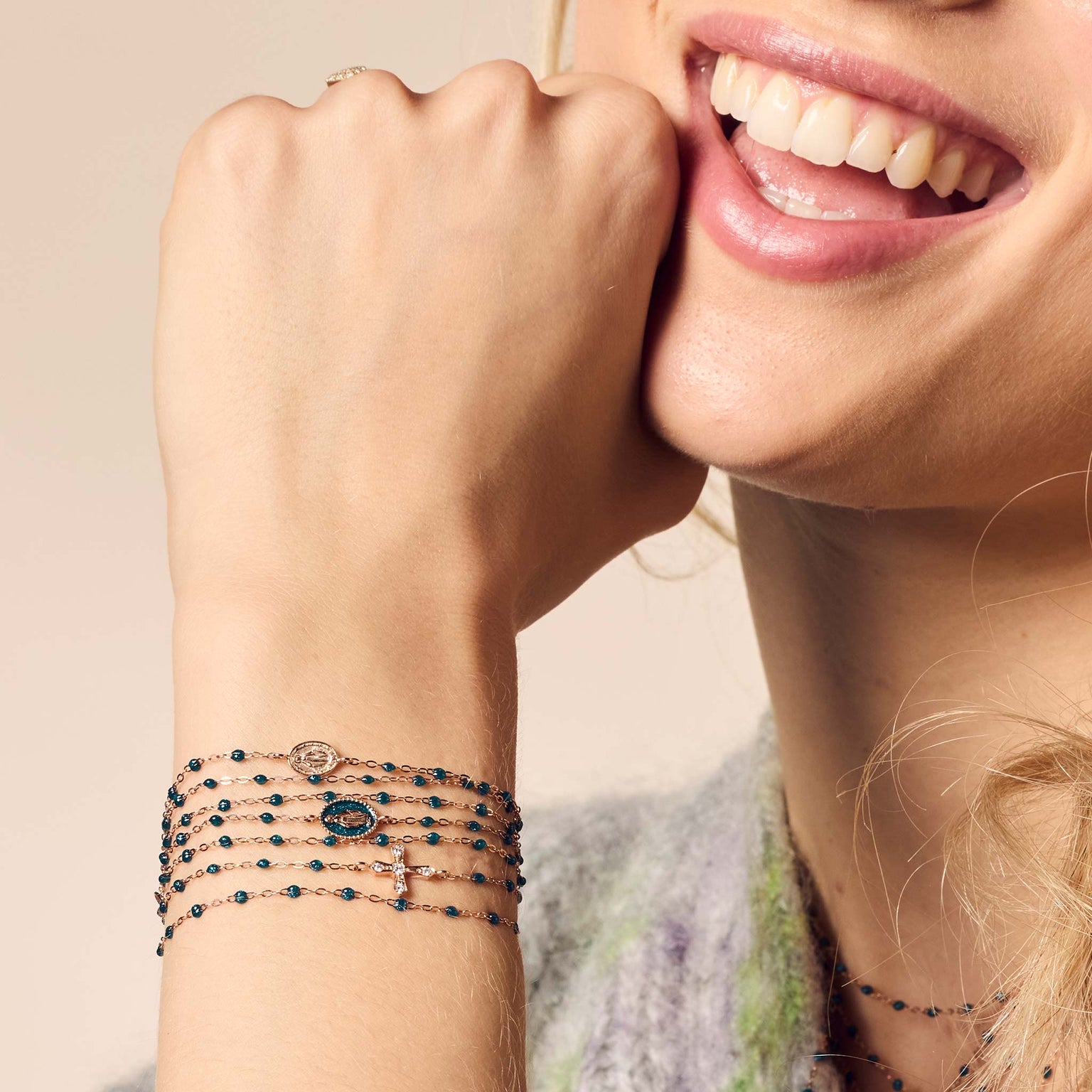 Gigi Clozeau - Madone resin charm Classic Gigi Jungle bracelet, Rose Gold, 6.7"