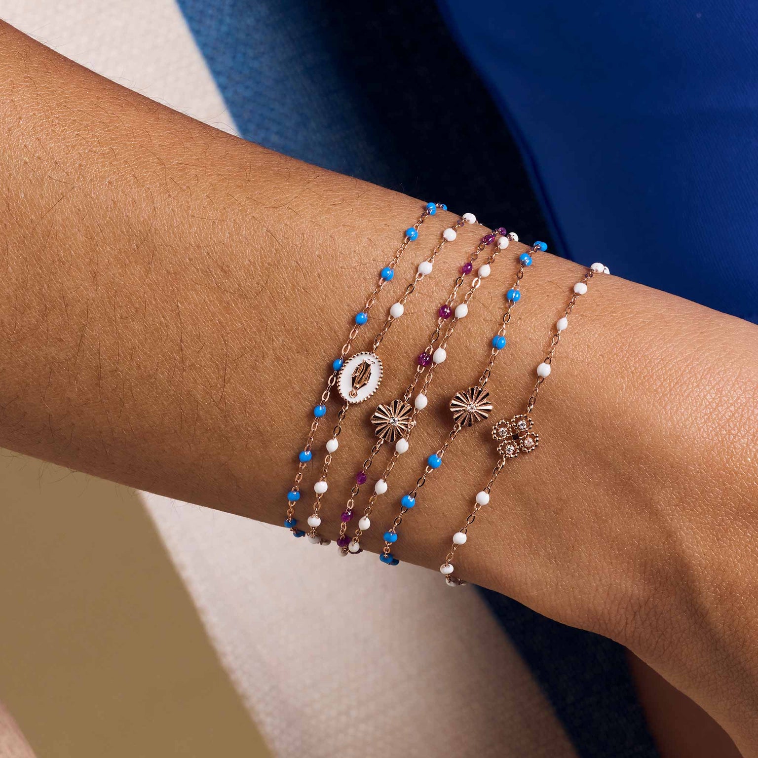 Gigi Clozeau - Madone resin charm Classic Gigi White bracelet, Rose Gold, 6.7"