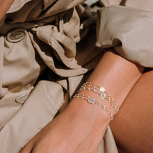 Gigi Clozeau - Madone Charm Classic Gigi Opal bracelet, Yellow Gold, 6.7"