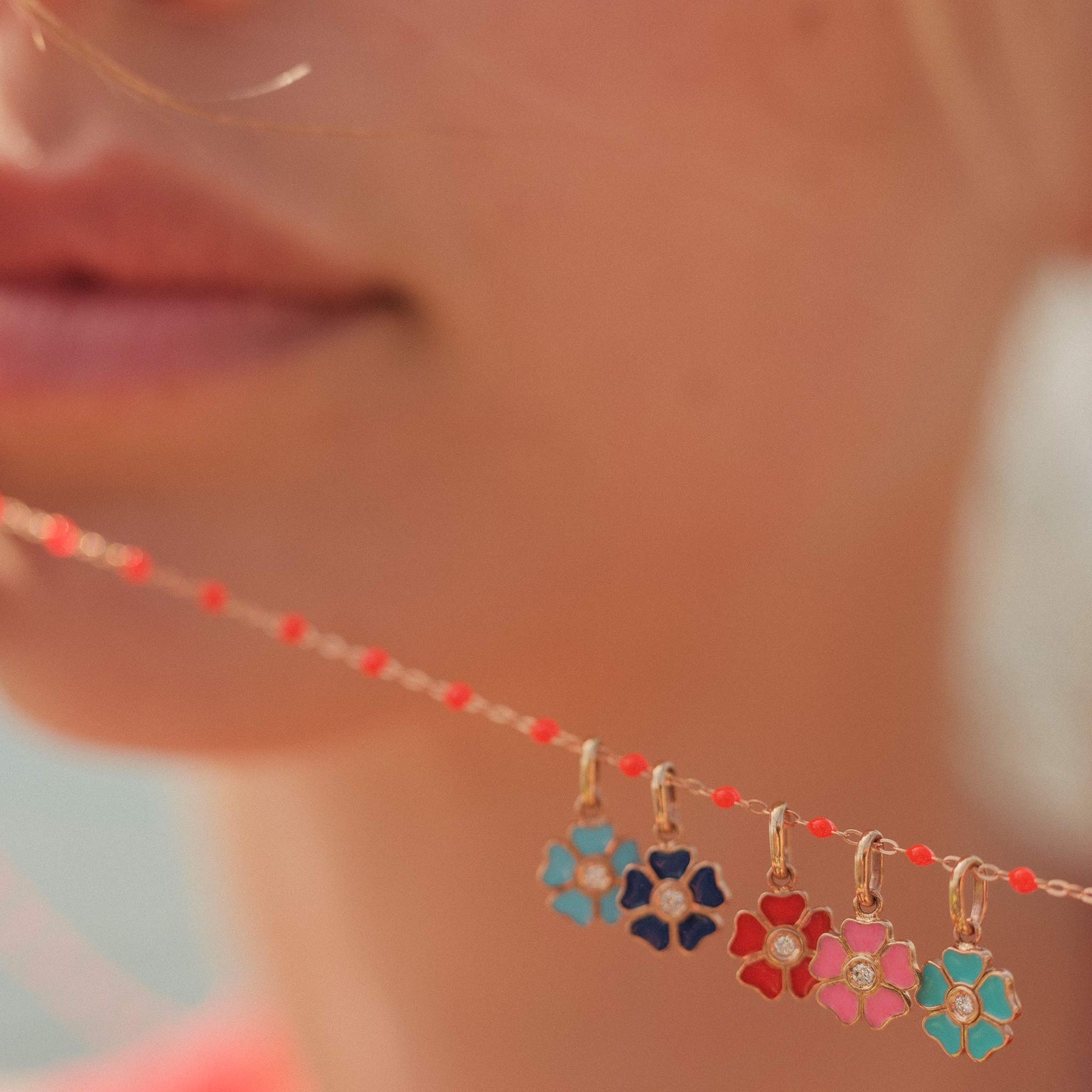 Gigi Clozeau - Flower Pink diamond pendant, Rose Gold