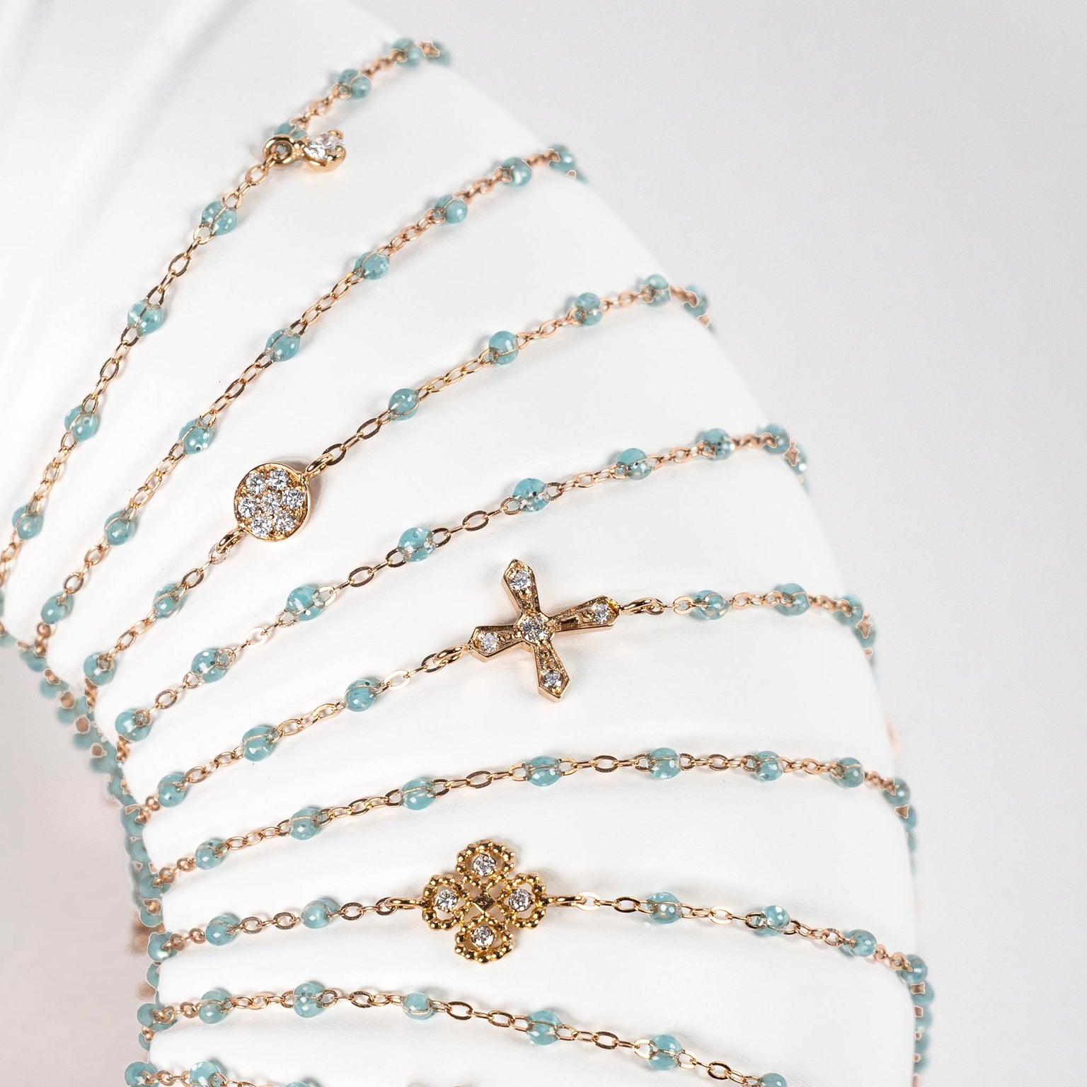 Gigi Clozeau - Lucky Clover Classic Gigi Aqua diamond Bracelet, Yellow Gold, 6.7"