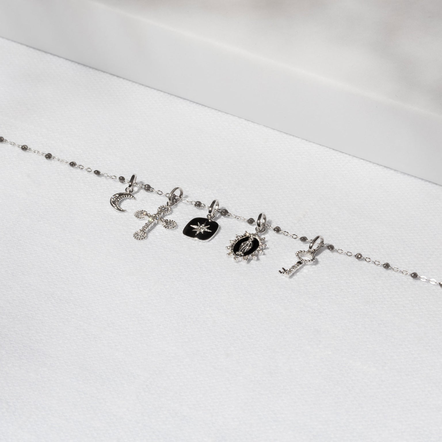Gigi Clozeau - Petite Lace Cross diamond pendant, White Gold