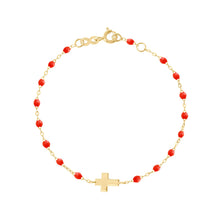 Gigi Clozeau - Cross Charm Classic Gigi Coral bracelet, Yellow Gold, 6.7"