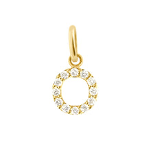 Gigi Clozeau - Lucky Letter O Diamond Pendant, Yellow Gold