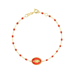 Gigi Clozeau - Madone resin charm Classic Gigi Coral bracelet, Yellow Gold, 6.7"
