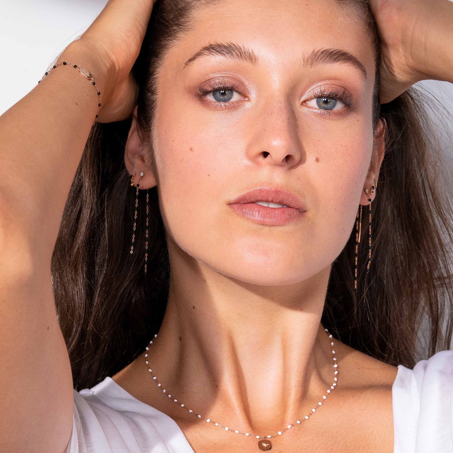 Gigi Clozeau - Classic Gigi Black hoops, Yellow Gold