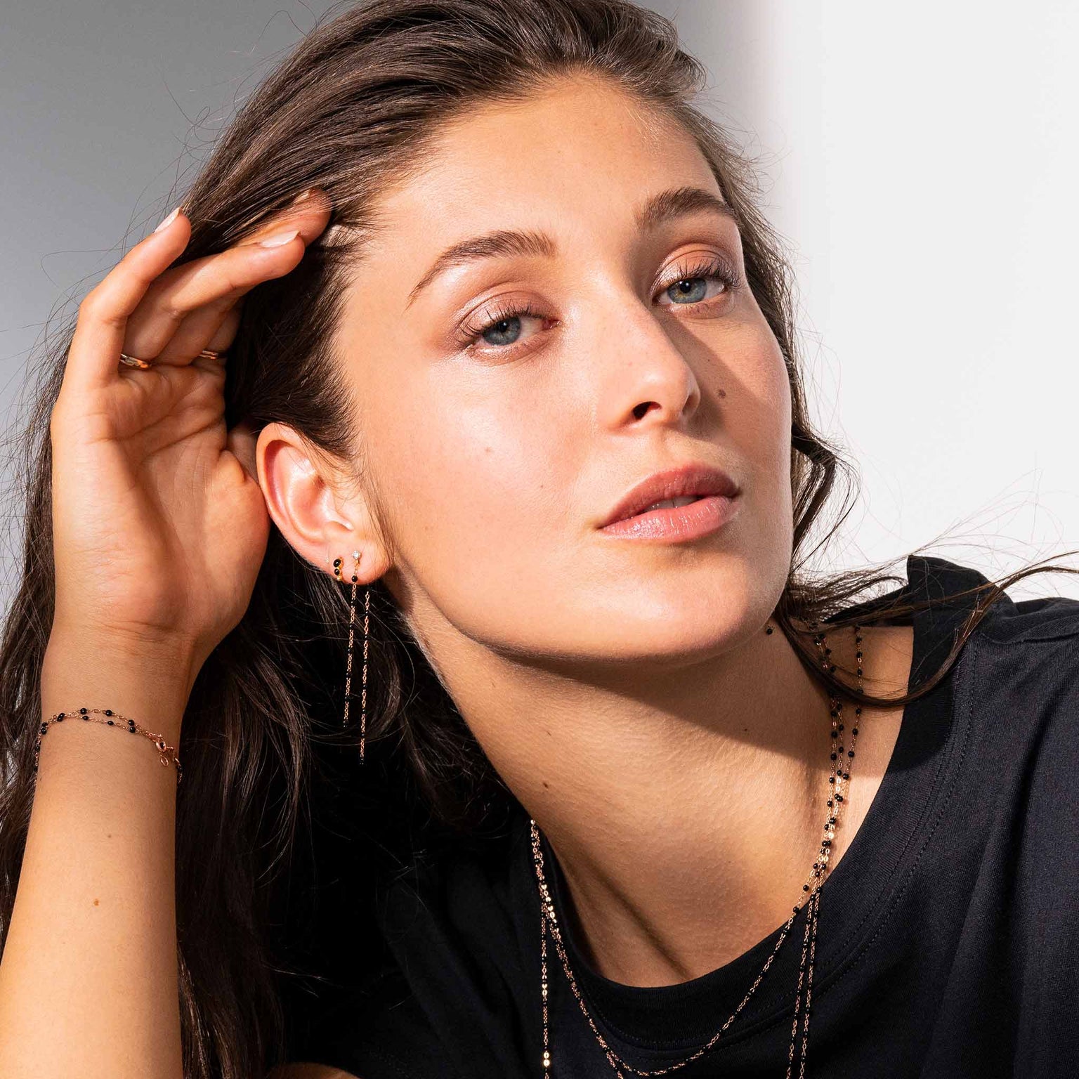 Gigi Clozeau - Classic Gigi Black hoops, Rose Gold