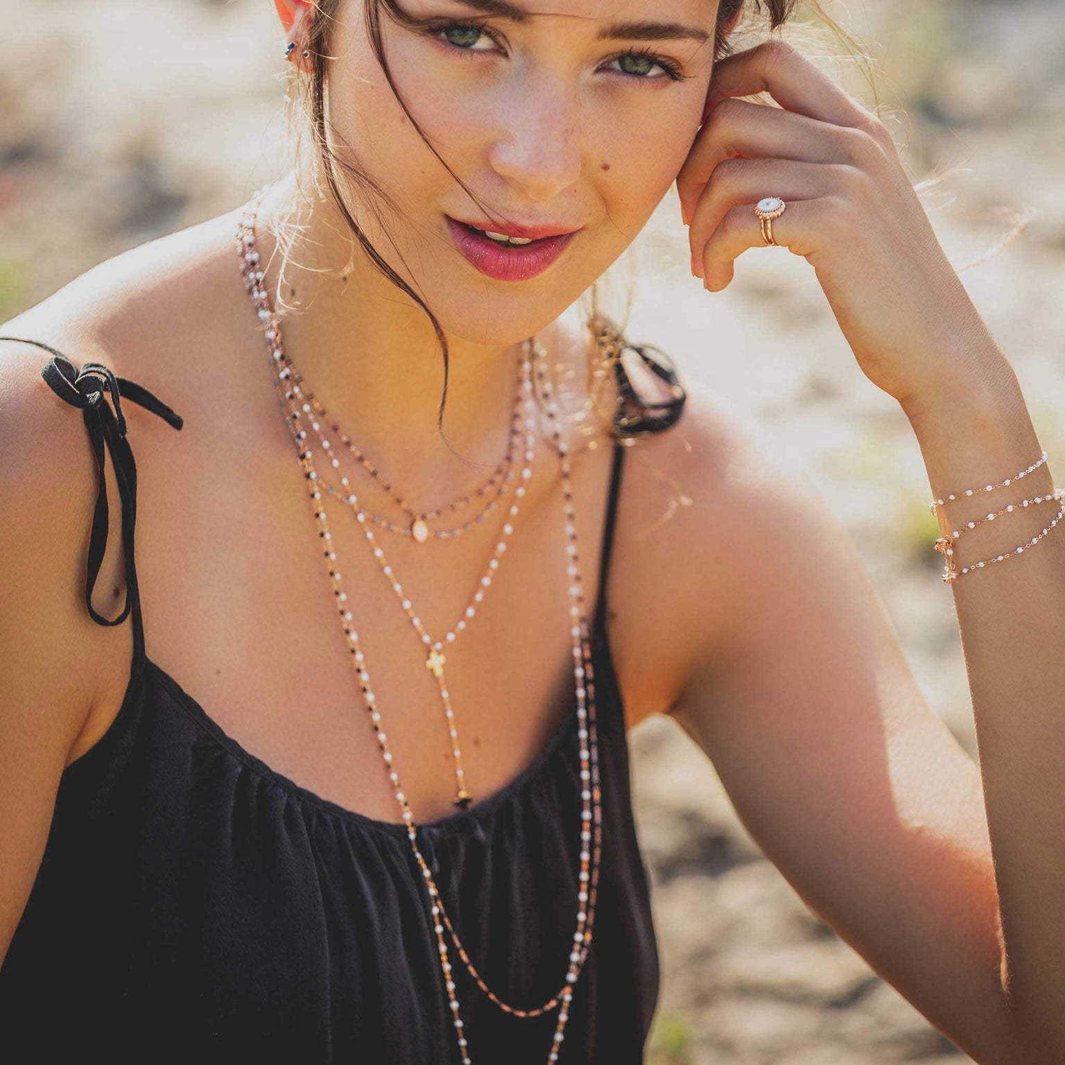 Gigi Clozeau - Cross Charm Classic Gigi White rosary, Yellow Gold, 16.5"